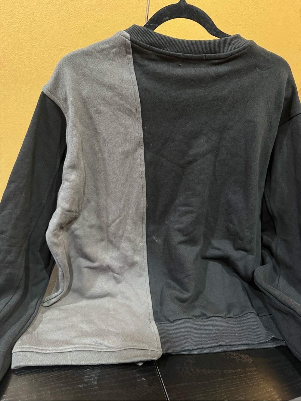 54. Club Paradise Sweatshirt NWT Large Unisex - Picture 9 of 10